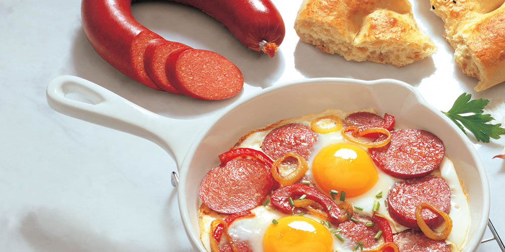 Demirbaşlar Sucuk, geleneksel Türk sucuklarının en kaliteli ve lezzetli örneklerini sunan bir sucuk üreticisidir.